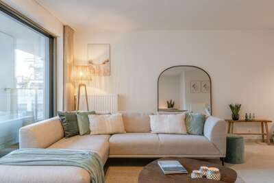 Huswell - Bright apartment in Sky garden with terrace