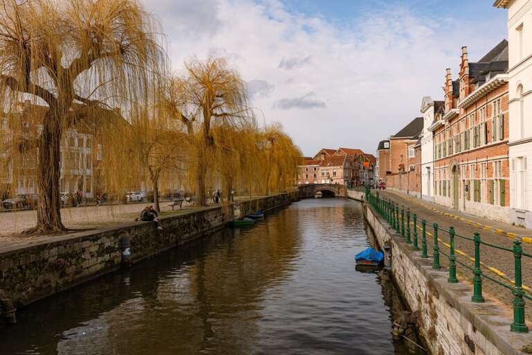 Ghent Gem: Historic Apartment Steps from Gravensteen Castle! Ghent Gem: Historic Apartment Steps from Gravensteen Castle!