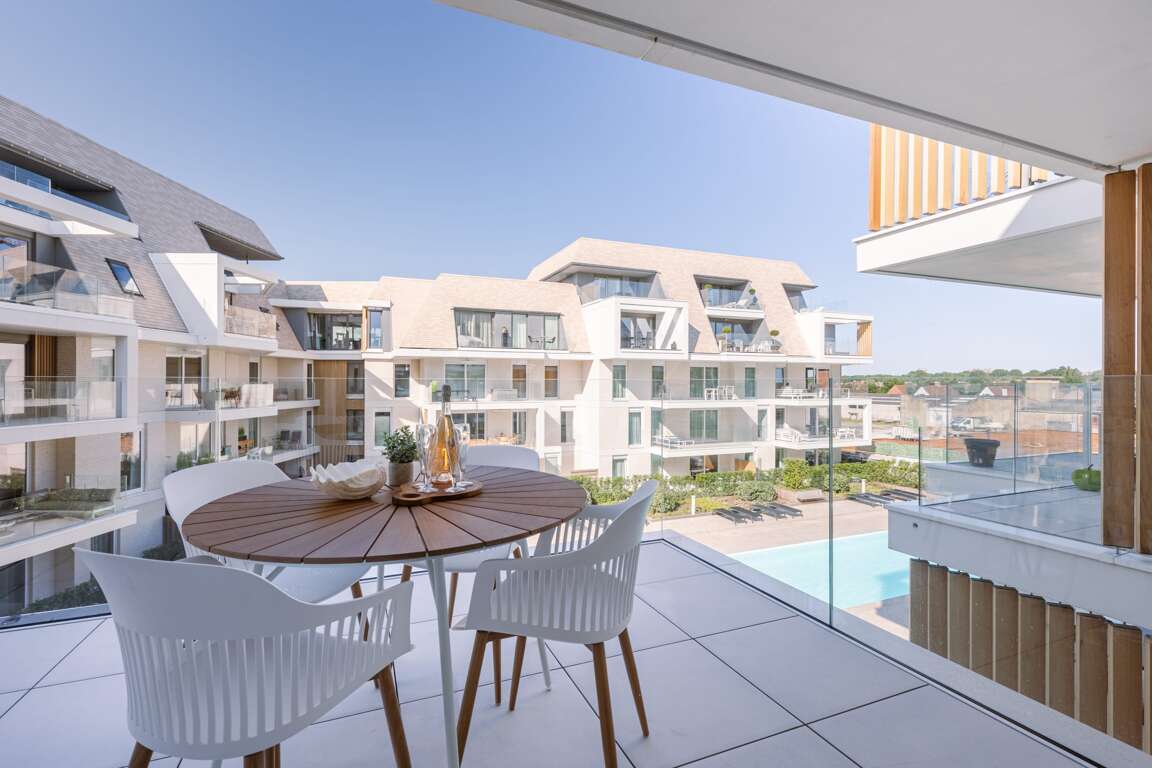 Huswell - New apartment with pool, parking & Spa Huswell - New apartment with pool, parking & Spa