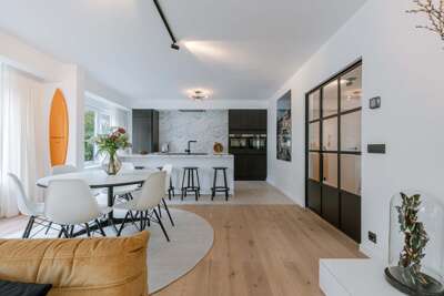 Huswell - Modern 3-bedroom apartment