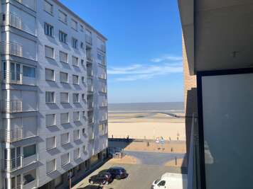 Huswell - Seaside apartment with parking