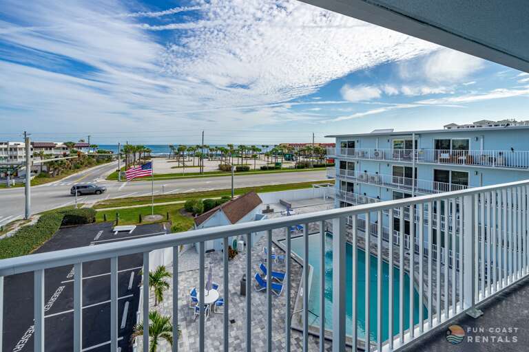 4th Floor East-Facing Balcony with Ocean Views!