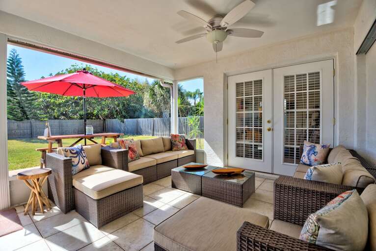 Screened in Lanai with Ample Seating