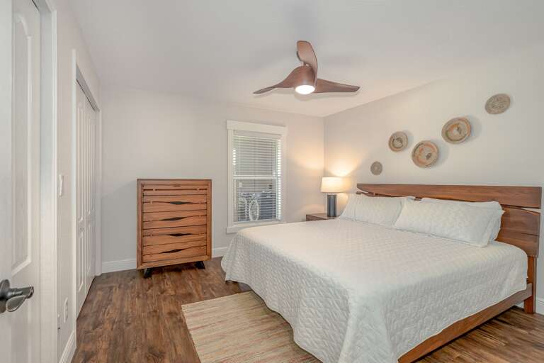 Island Time Master Bedroom w/ King Bed