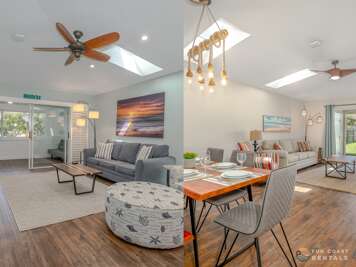 Island Time and Endless Summer - TWO pet-friendly homes in New Smyrna Beach STEPS from the beach!