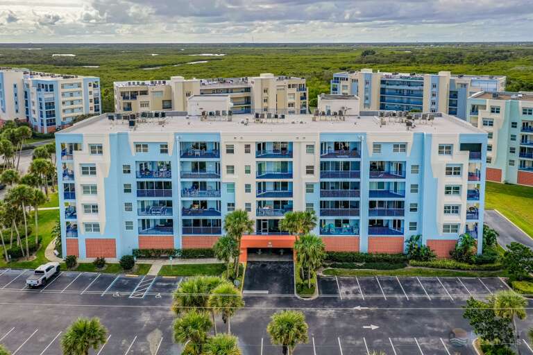 West Facing Bird's Eye View