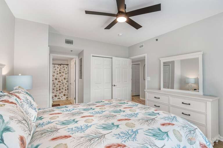 Bedroom with Queen Bed and Smart TV