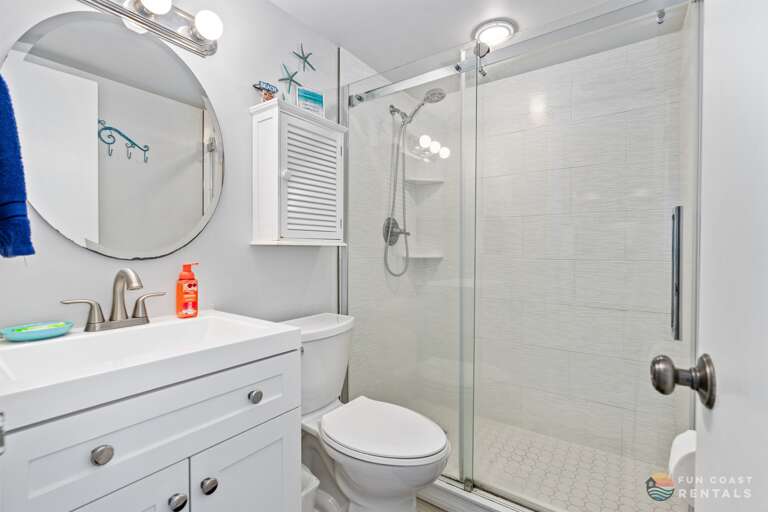 Second Full Bathroom