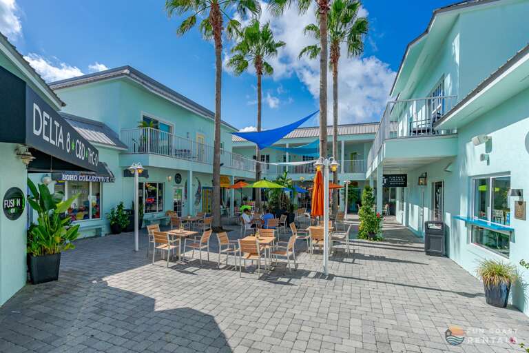 Downstairs community courtyard with shops and restaurants!