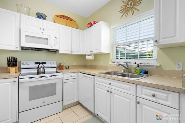 Fully-Equipped kitchen!