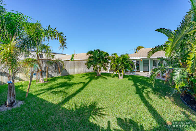 Spacious Private Fenced Yard