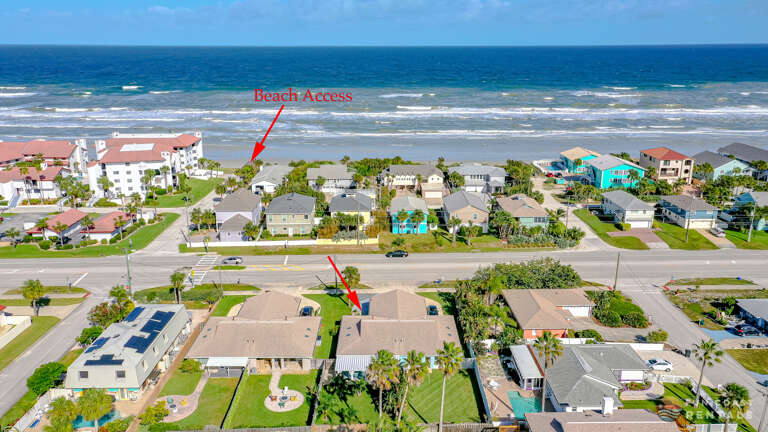 30 Second Walk to the Beach!