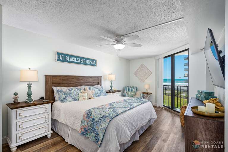 Spacious King Bedroom with Ocean Views and 55