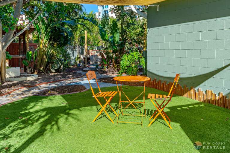 Fully fenced private Backyard!