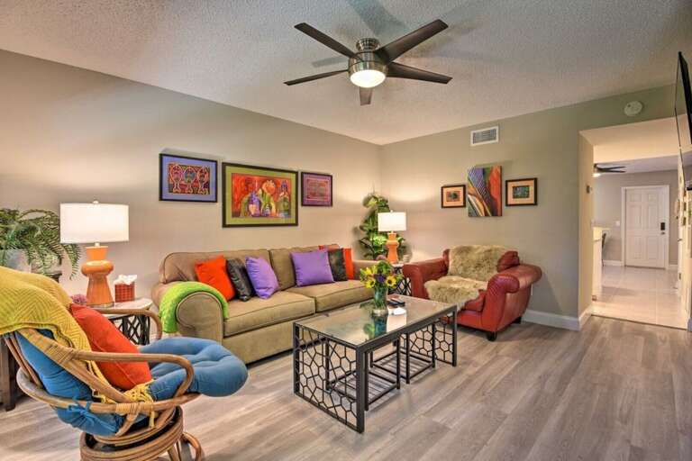 Cozy Living Room Area