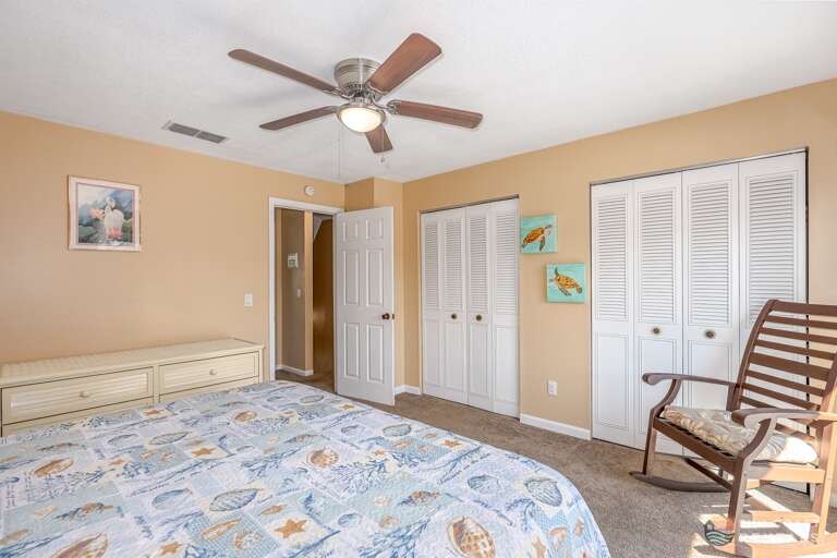 Upstairs Master King Bedroom