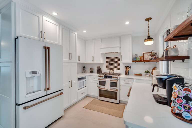 Chef Worthy Kitchen fully Equipped Chef Worthy Kitchen fully Equipped