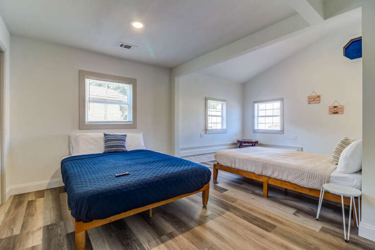 Secondary bedroom w/ two queens 