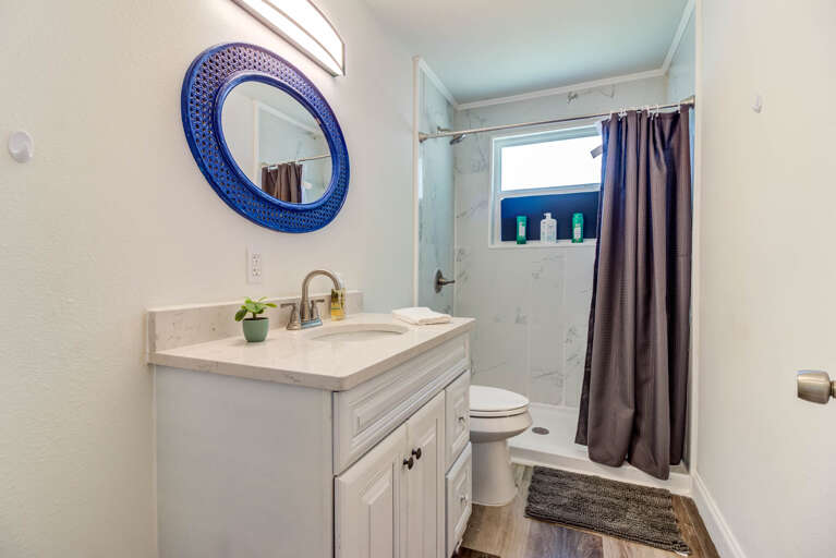 Guest bathroom w/ tile shower  Guest bathroom w/ tile shower