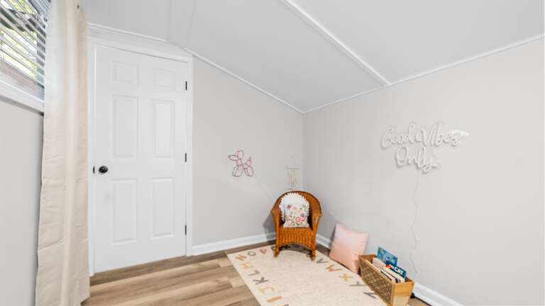 Small kids area to read 