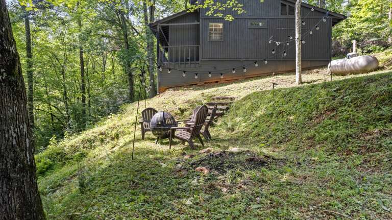 Fire Pit- Creekside Chalet