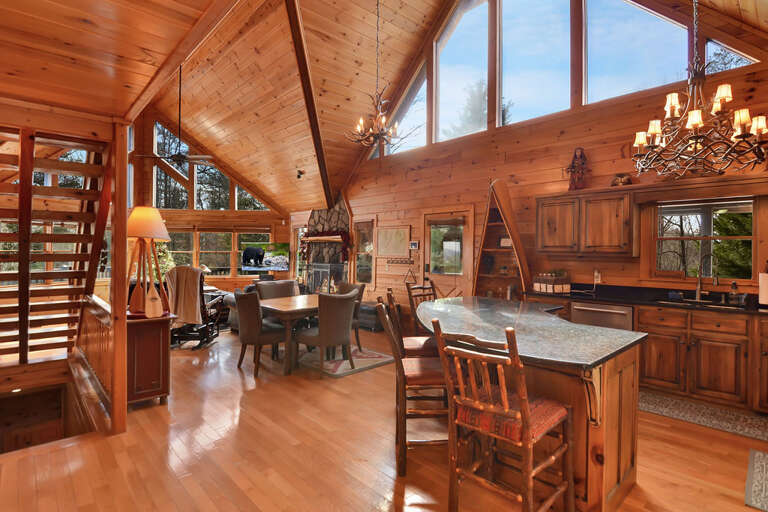 Large Open Floor Plan with Plenty of Space Large Open Floor Plan with Plenty of Space