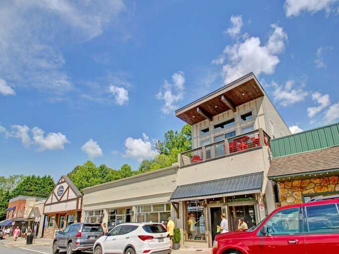 View of the Loft from the Street. Heart of Downtown Blue Ridge. View of the Loft from the Street. Heart of Downtown Blue Ridge.