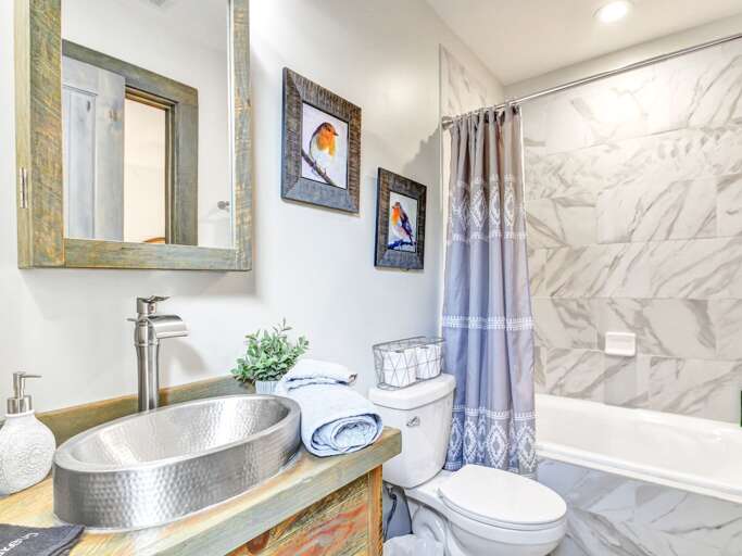 Bathroom 2 Bathroom 2