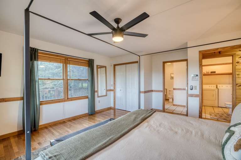 Master bedroom w/ walk-in closet