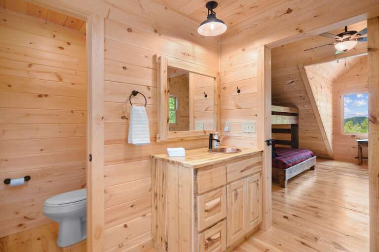 En-suite bathroom to bunk room