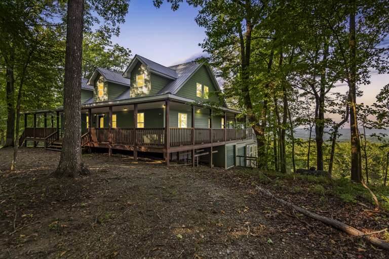 Front view of year round mtn views  Front view of year round mtn views