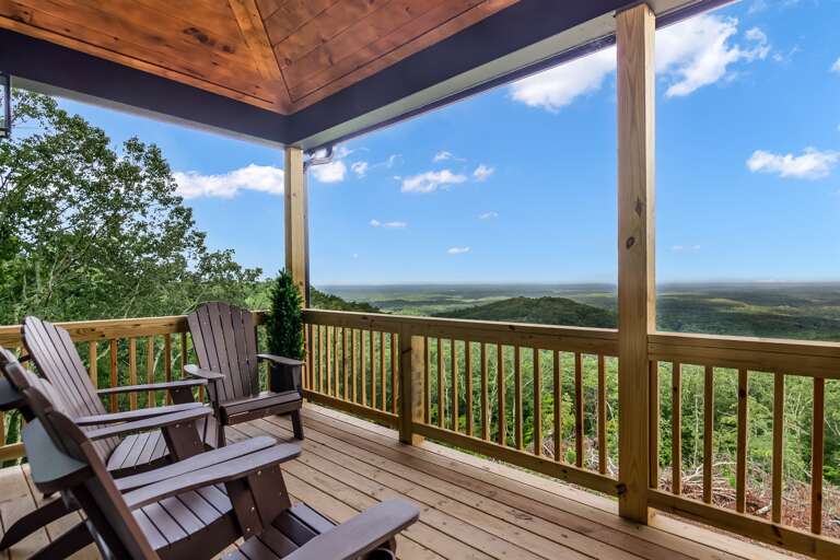 Deck seating w/ stunning views 