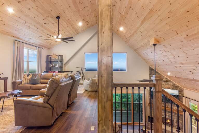 Upstairs loft 