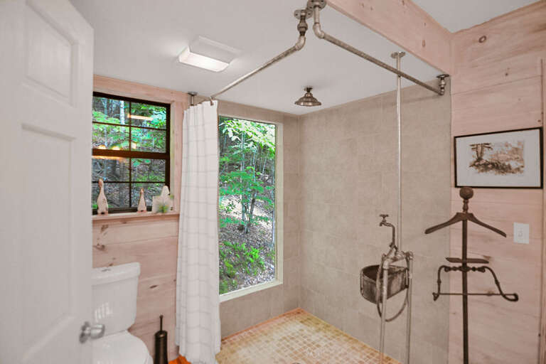 Master Bathroom with Rain Shower and Heated Floors Master Bathroom with Rain Shower and Heated Floors