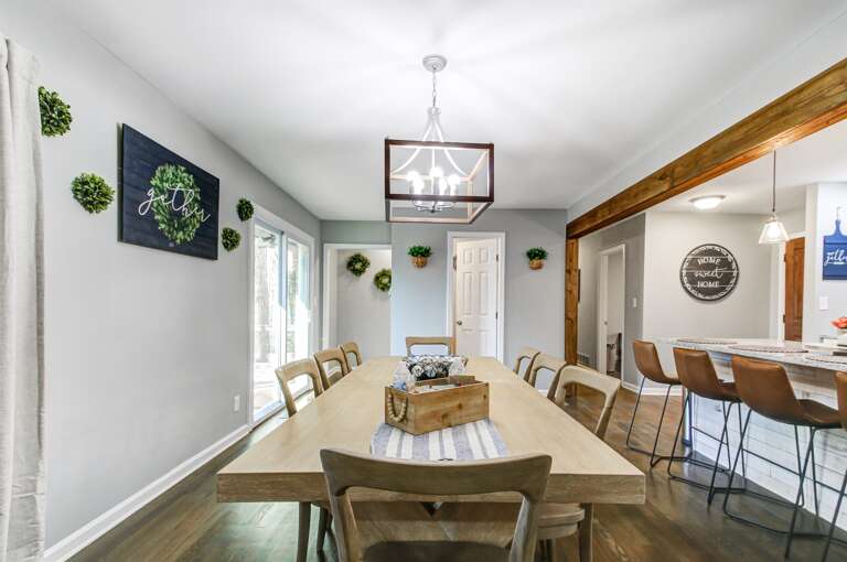 Easy access from the Kitchen to the Backyard