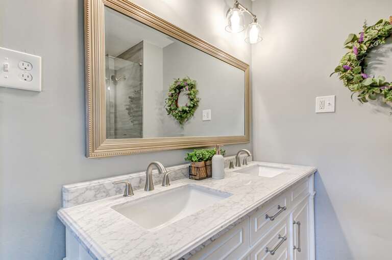 Master Bath for Bedroom 1