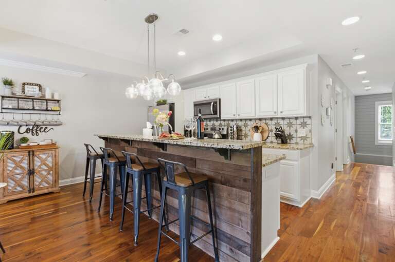 Modern and fully equipped kitchen for all your cooking needs