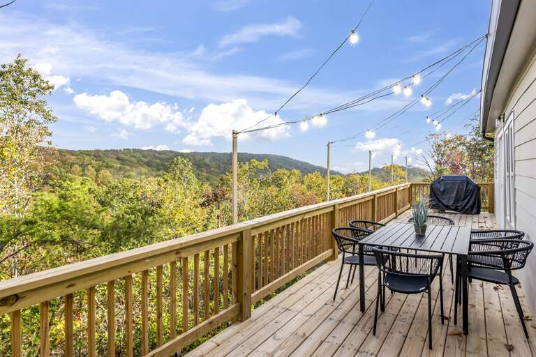 Outdoor dining w/ propane grill Outdoor dining w/ propane grill