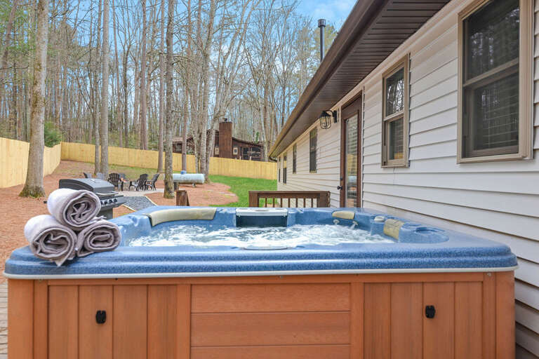 Back Yard Oasis with Hot Tub and Fire Pit Back Yard Oasis with Hot Tub and Fire Pit