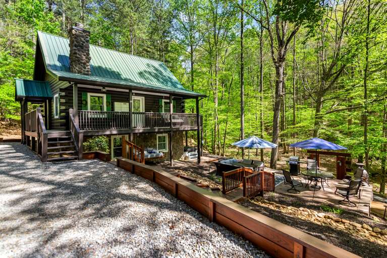 Step away, slow down, and enjoy a restorative waterfront escape made for memories.