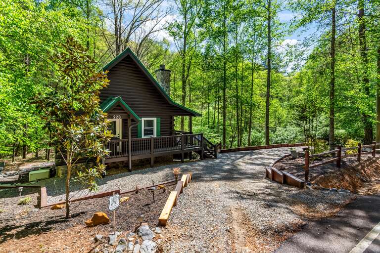 Unwind, restore, and escape to a peaceful waterfront cottage filled with memory-making moments.