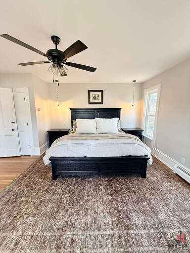 Second primary suite w/ king bed 