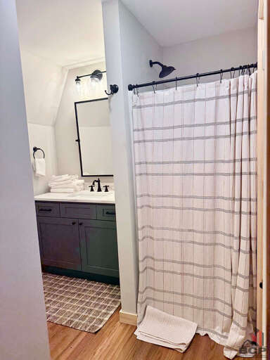 Guest bathroom with stand up shower 