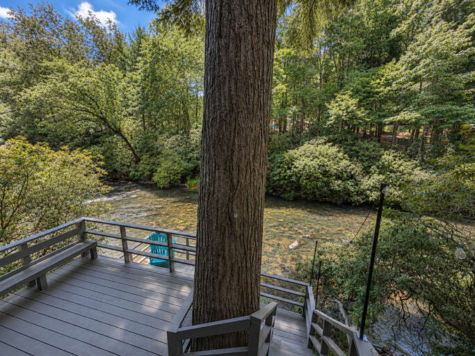 Can you imagine fishing off this deck? 