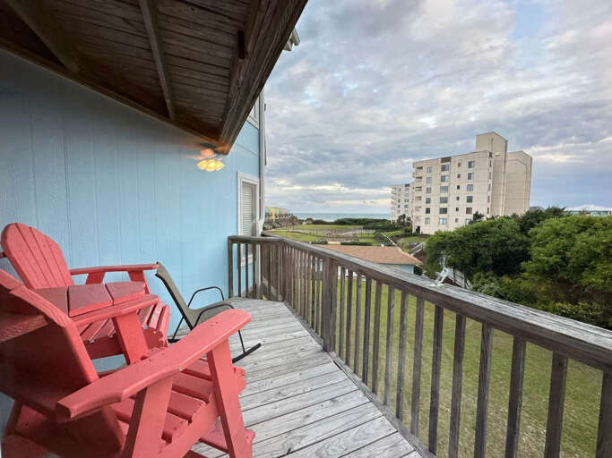 1st Level Deck views