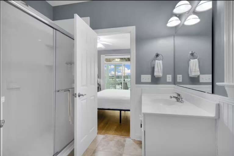 Master bath (2).png