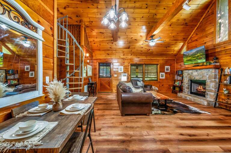Charming Cabin with Hot Tub in Pigeon Forge Charming Cabin with Hot Tub in Pigeon Forge