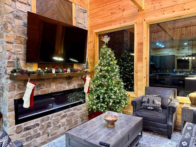 Luxury Cabin with Theatre and Hot Tub