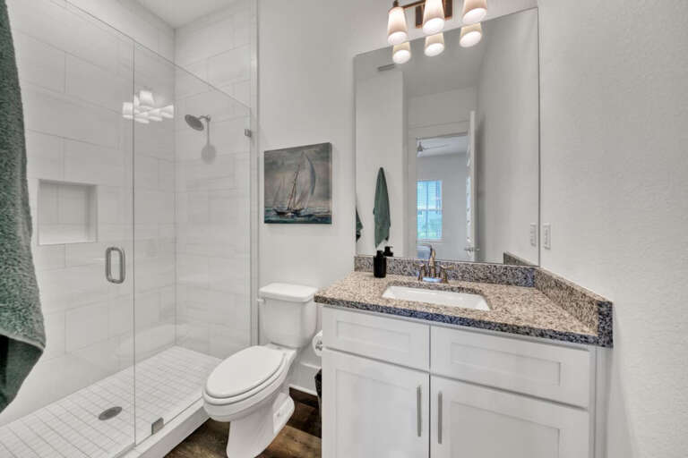 1st floor Private bathroom for queen bedroom