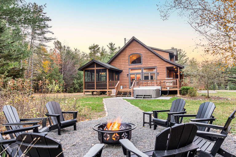 Three Peaks Lodge